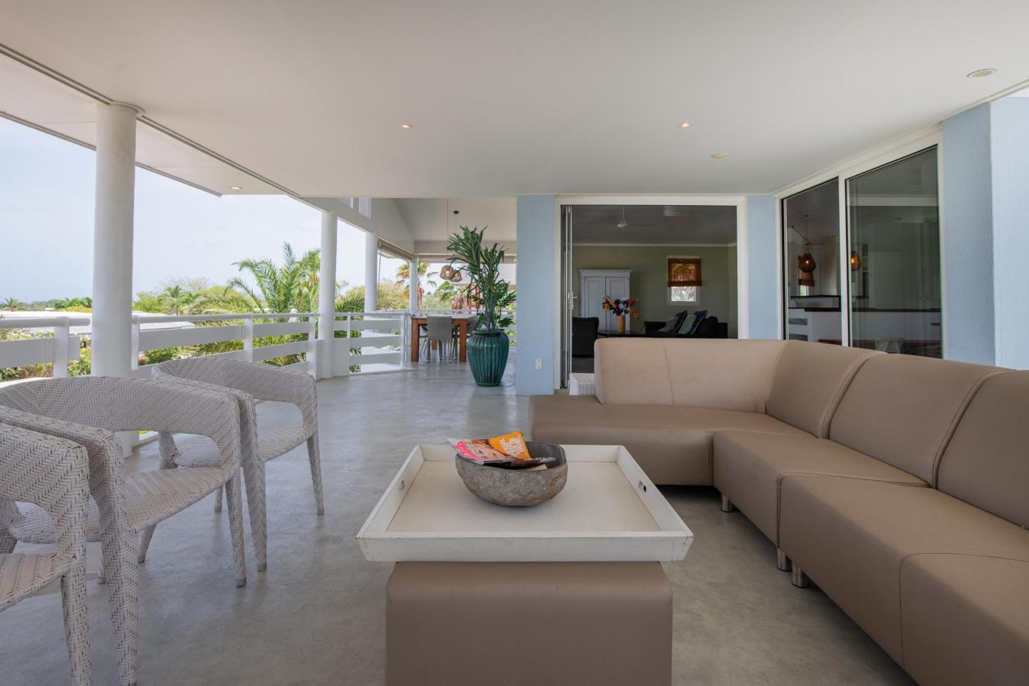 Villa At Secured Gated Resort Near Mambo Beach! Віллемстад Екстер'єр фото