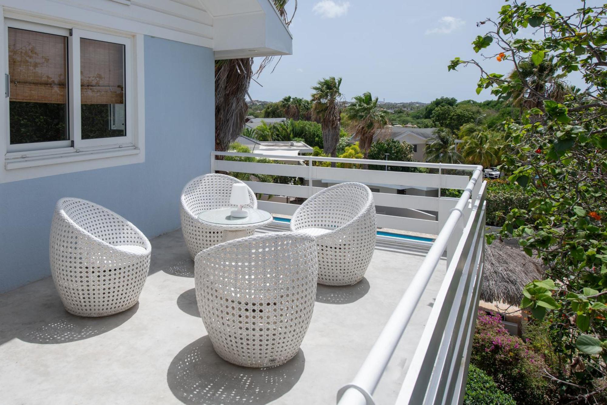 Villa At Secured Gated Resort Near Mambo Beach! Віллемстад Екстер'єр фото
